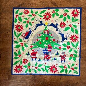 LUSH Rocking Around The Christmas Tree Double Sided Knot Wrap 70x70 cm